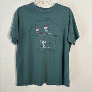 American Eagle x Peanuts Ski Team Graphic T-Shirt Women’s Med Olive Green